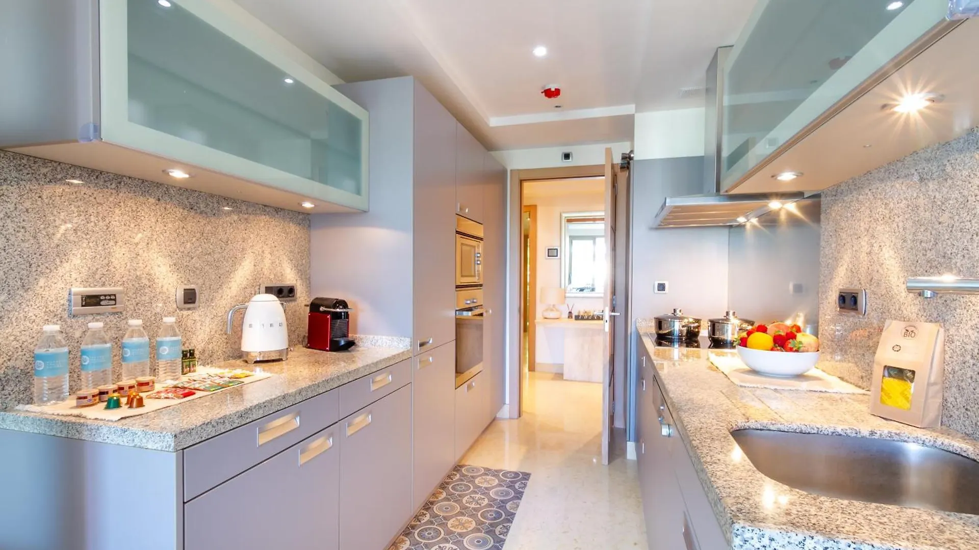 Marbella Banus Suites - Golden Mile Jardines Del Principe 1 0*,