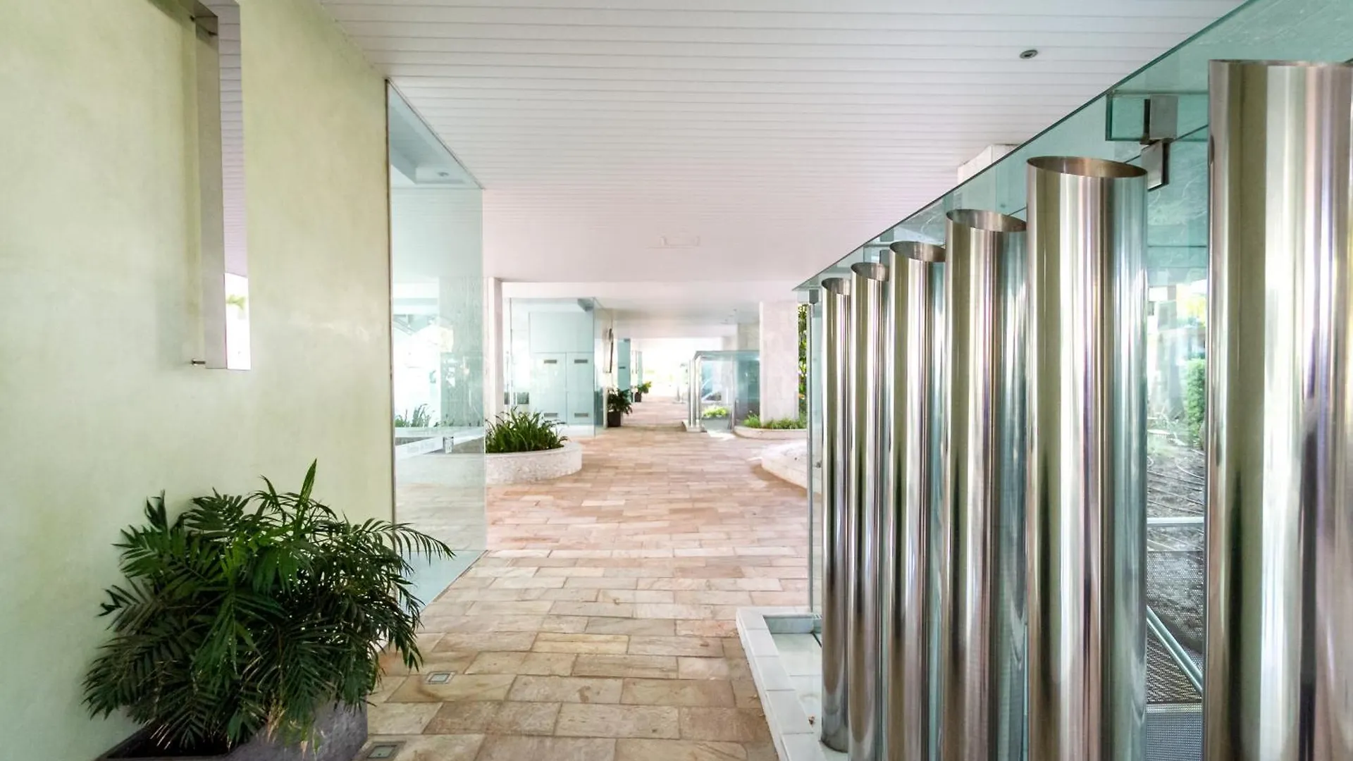 Marbella Banus Suites - Golden Mile Jardines Del Principe 1 Spain
