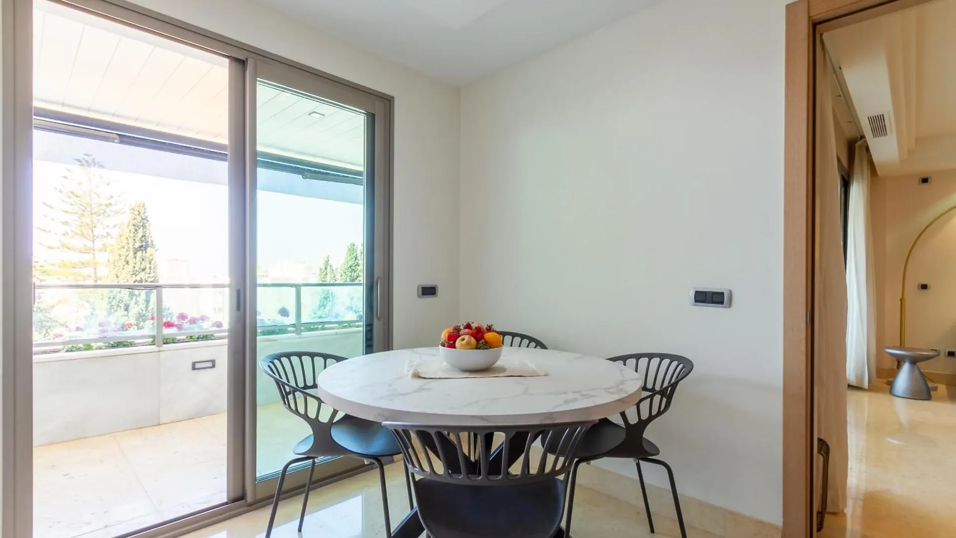 Marbella Banus Suites - Golden Mile Jardines Del Principe 1